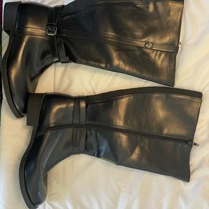 American Eagle Black knee high boots size 7.5
